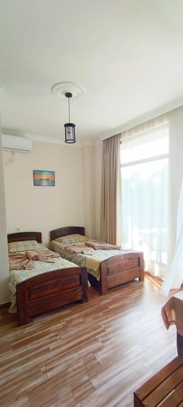 Hotel Twins Anna Кобулеті Екстер'єр фото